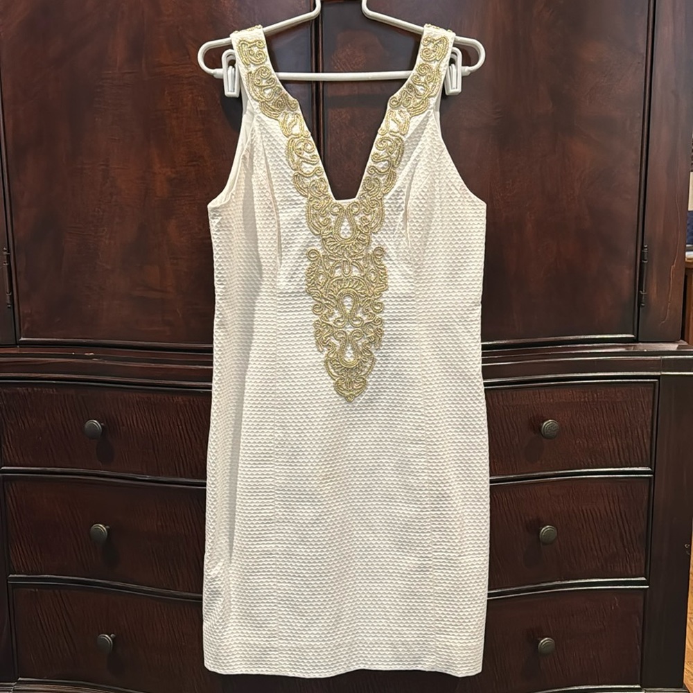 Stunning Lilly Pulitzer white dress w gold embellishment. Gorgeous. Size 8. NWT